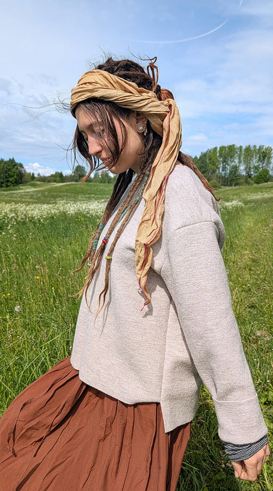 1 Women’s wool sweater
