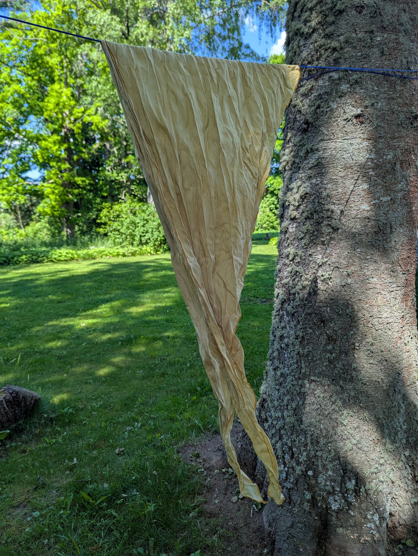 Linen scarf cosmos